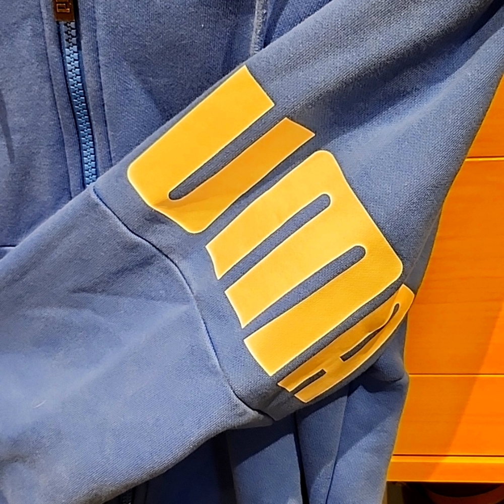 Puma full zip hoodie - Picture 3 of 4